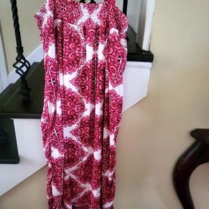 Pink and white dress. Size Medium